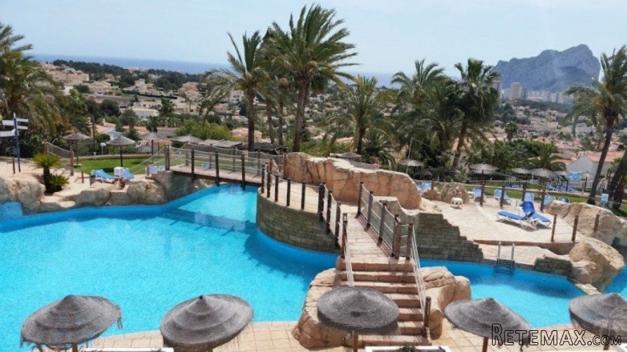 This is a very nice sea view bungalow with 3 bedrooms, 2.. - 3