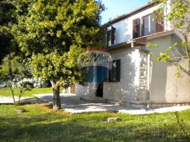 ISTRA, ŽMINJ, veliko građevinsko zemljište i kuća na... - 4