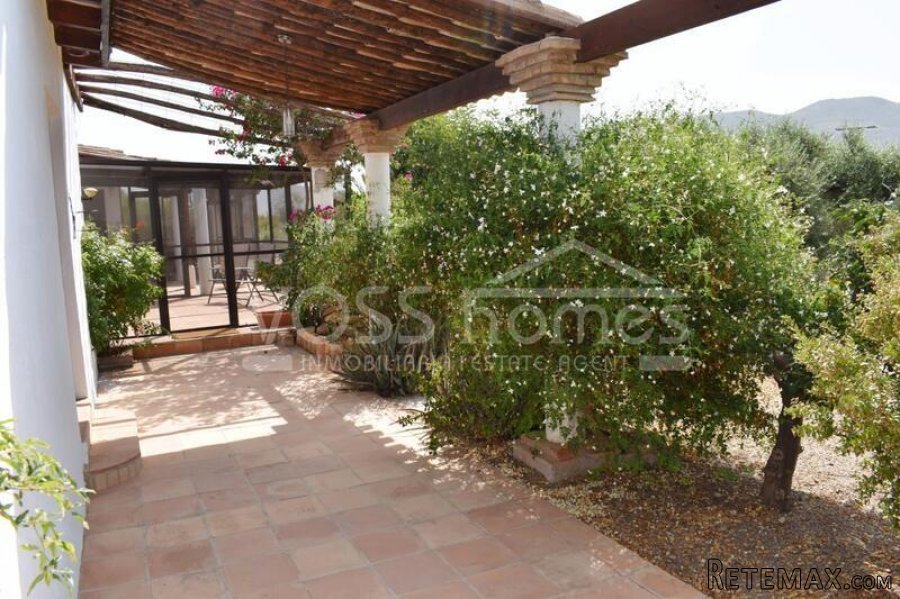 NEW & EXCLUSIVE LISTING FOR VOSS HOMES - A truly.. - 7