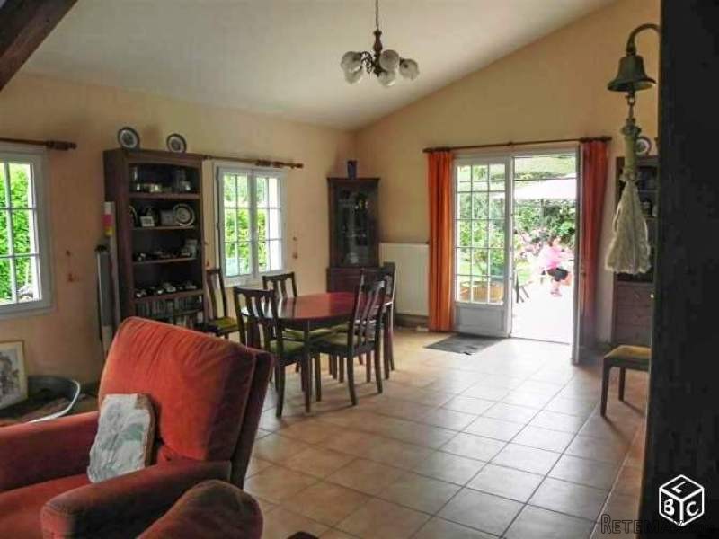 A 3 Bedroomed Modern Property For Sale.. - 2