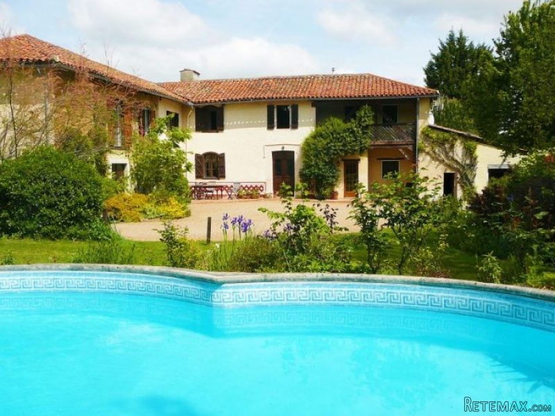 4 Bedrooms - House - Midi-Pyrenees -..