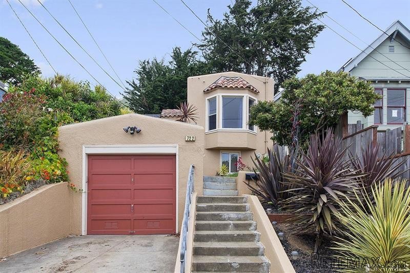 2 bedroom House For Sale: 722 Joost..