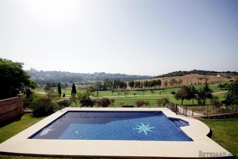 7 Bedrooms - Villa - Malaga - For Sale
