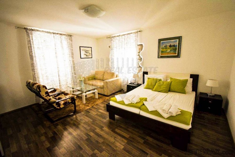 Prekrasan šarmantni apartman u srcu starog grada! Grad Krk!