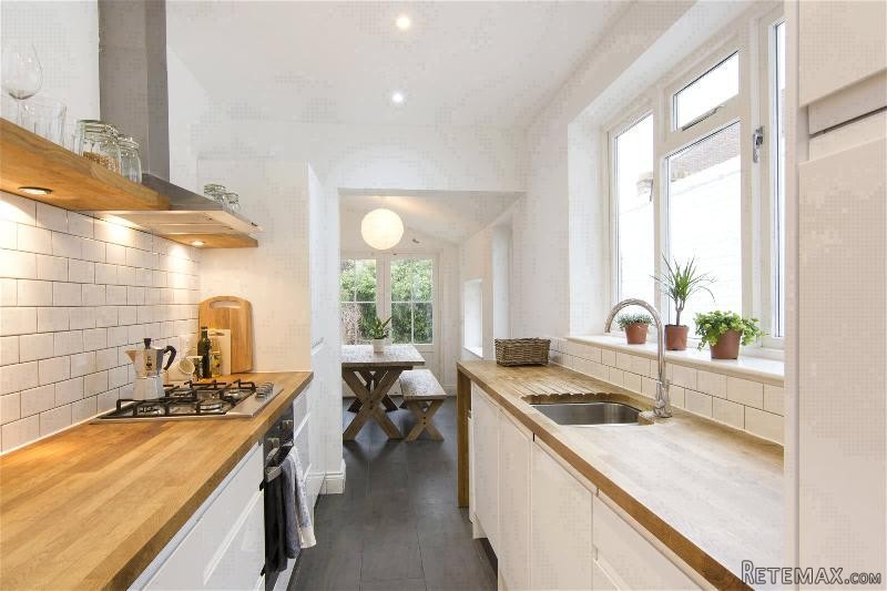 Property - London - For Sale
