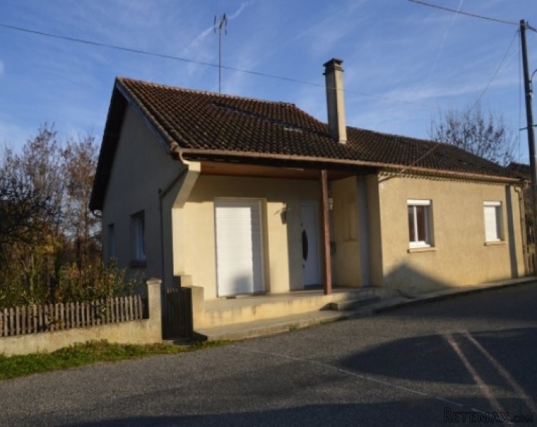 Great little town house with full..