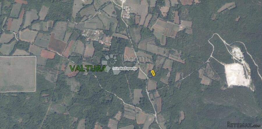 "Poljoprivredni raj uz more: 1500 m2 zemljišta u Valturi, Hr - 2