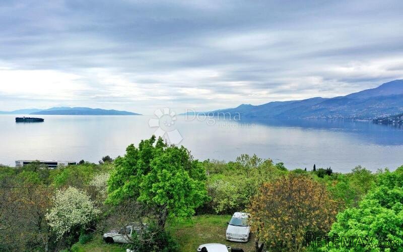Savršeno zemljište sa kućom u izgradnji - 2