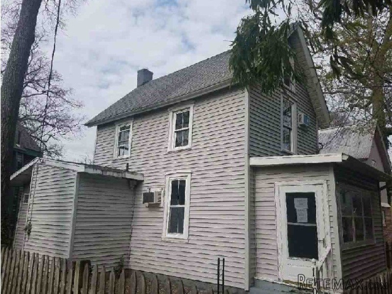 140 5th Ave Pitman, NJ, 08071..