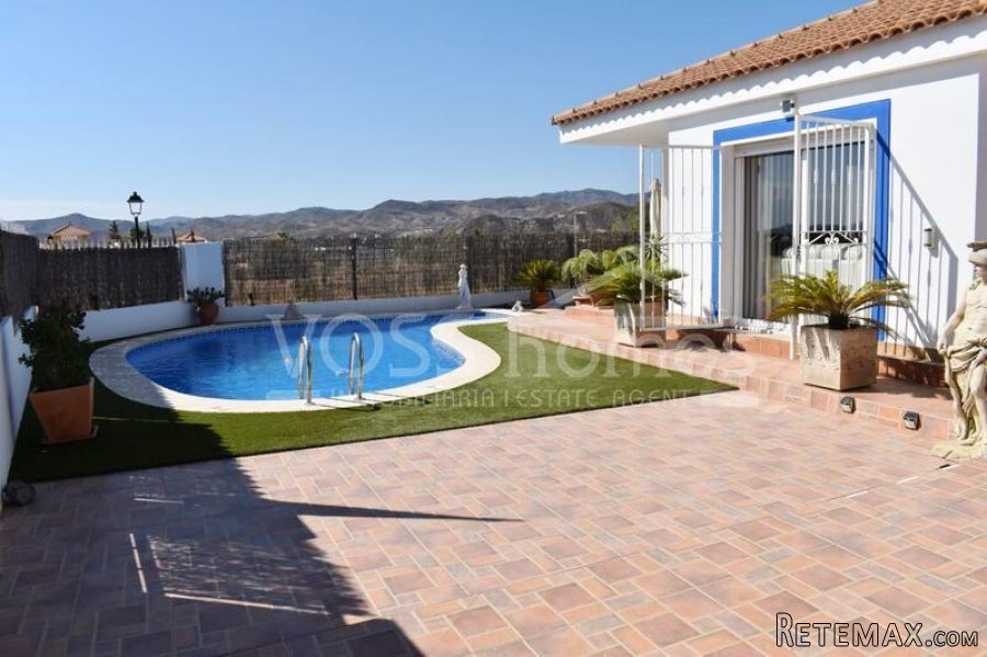 NEW & EXCLUSIVE TO VOSS HOMES - An impressively presented.. - 5