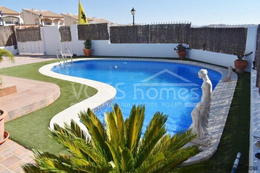 NEW & EXCLUSIVE TO VOSS HOMES - An impressively presented.. - 7