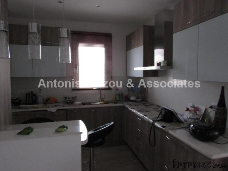 3 Bedroom Apartment in Dasoupolis - 2