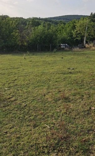 Prodajem gradjevinski plac-Kosmaj - 2