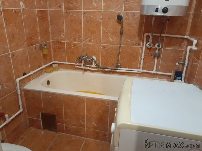 Prodajem kucu u Jarkovcu - 12