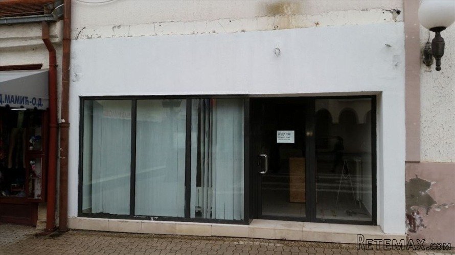 Lokal 81m2 u centru Grocke-pesacka zona - 3