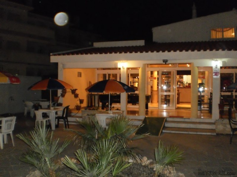 Beautiful Restaurant With Large Terrace..