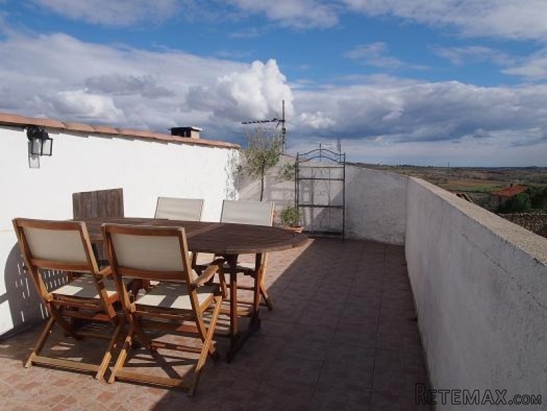 Fully Furnished Village House With 4.. - 2