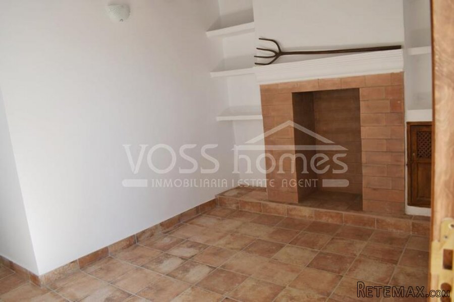 EXCLUSIVE LISTING TO VOSS HOMES - A very attractive.. - 15