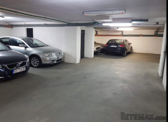 Izdajem ili prodajem LUX stan Beograd-Vozdovac - 15