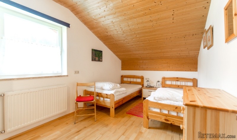 Generous, Bright 4 Room Apartment In.. - 2