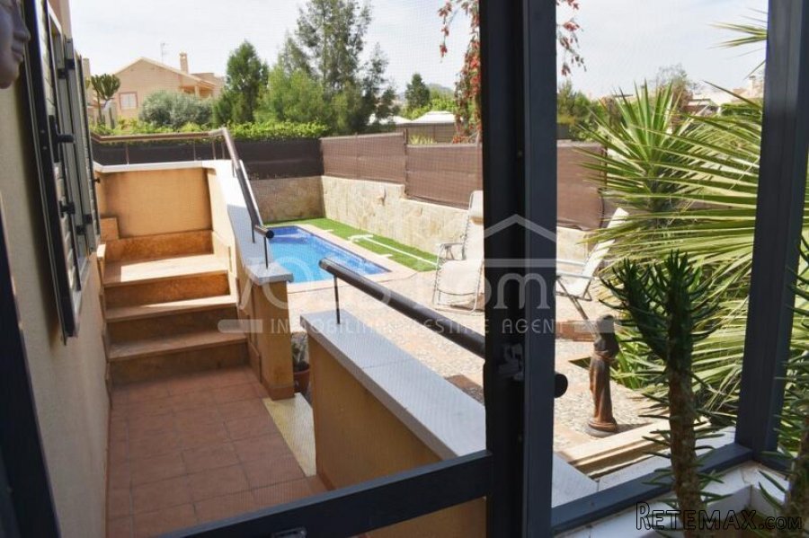 NEW & EXCLUSIVE LISTING TO VOSS HOMES - An immaculately.. - 10