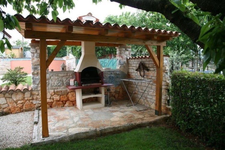 Kuća i apartman sa bazenom za najam - 3