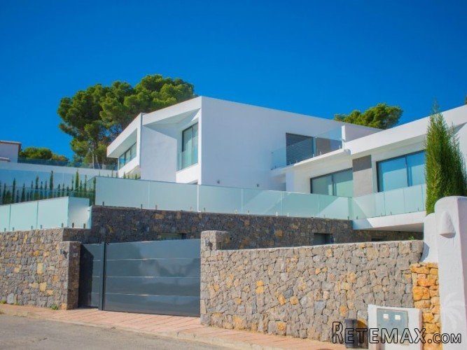 Beautiful modern villa, situated with a southern.. - 2