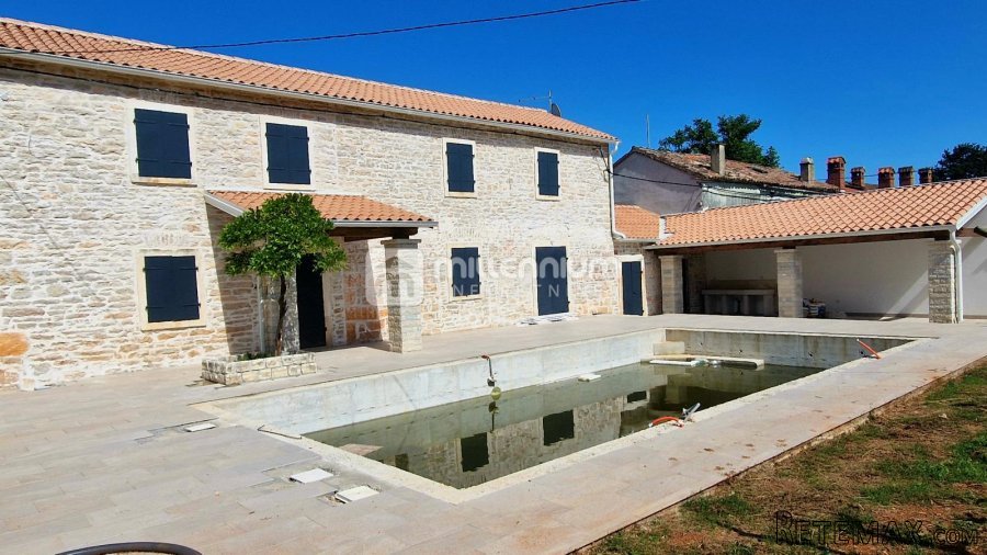 Istra, okolica Višnjana, samostojeća kamena kuća, 180m2, ba..