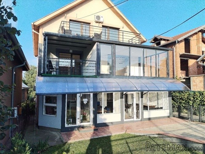 Sremcica,centar ul.Beogradska lokal 55m2(+11m2) - 3