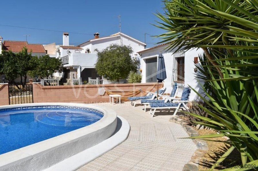 NEW & EXCLUSIVE TO VOSS HOMES - An absolute "One Off".. - 4