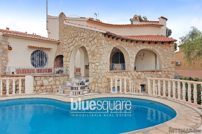 3-Bedroom villa with sea views in Calpe