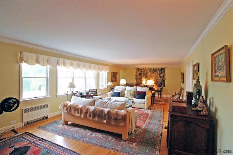 5 bedroom House For Sale: 646.. - 2