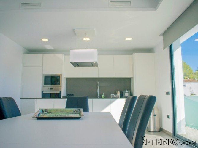 Beautiful modern villa, situated with a southern.. - 7