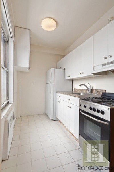 1 bedroom Apartment For Sale: 99 -32.. - 2