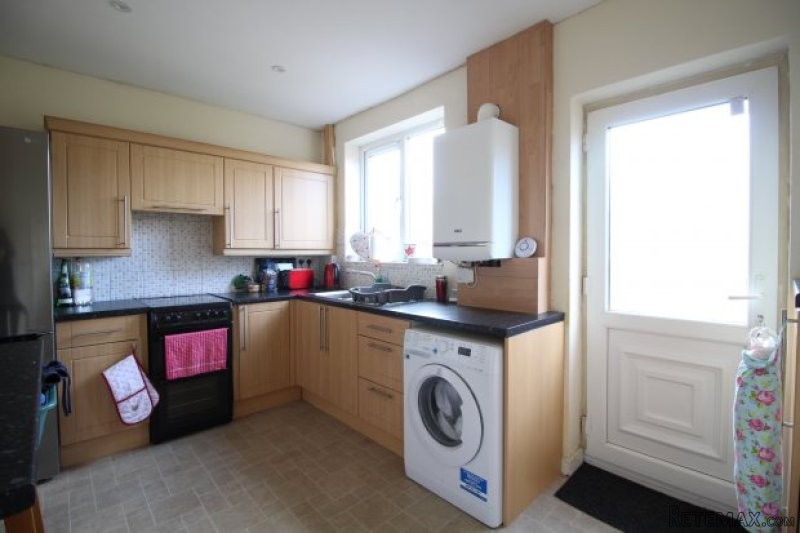 3 bedroom, Semi-detached House house.. - 2