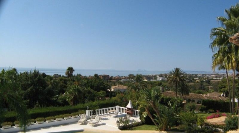 6 Bedrooms - Villas - Malaga - For Sale