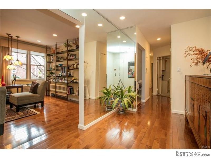 3 bedroom Commercial Property For Sale:.. - 2