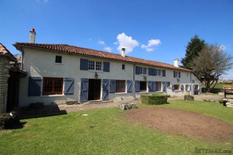 Five Bedroom Longere With Garden