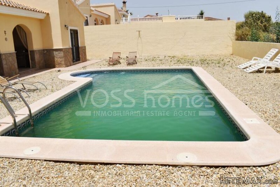 FOR SALE WITH VOSS HOMES - A larger than average, "as.. - 6