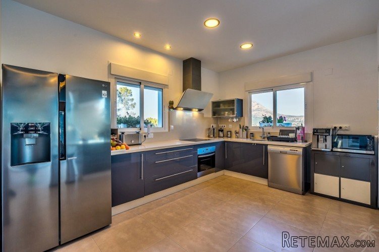 Modern villa for sale in Javea enjoys fantastic panoramic.. - 8