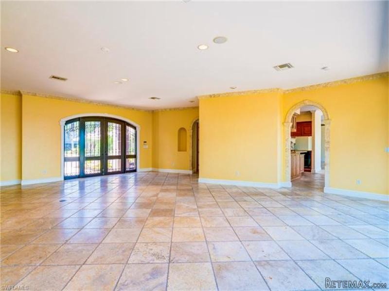 4 bedroom Residence For Sale: Fort.. - 2
