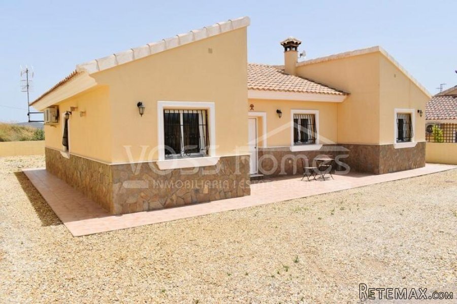 FOR SALE WITH VOSS HOMES - A larger than average, "as.. - 10