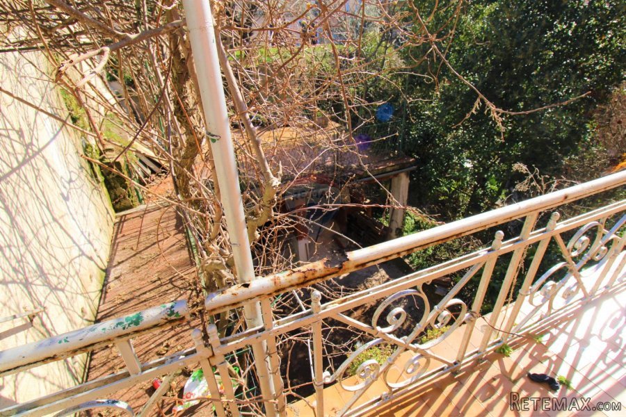 Rovinj,pola kuće s vrtom60m2 i poslovnim prostorom-otvoreni - 10