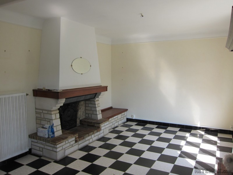 Detached Traditional House and Garden - 2