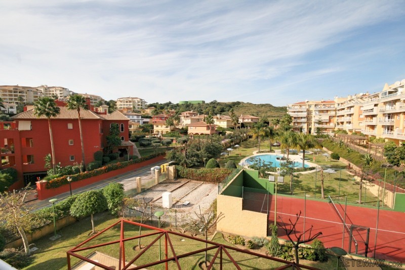 3 Bedroom Middle Floor Apartment - 2