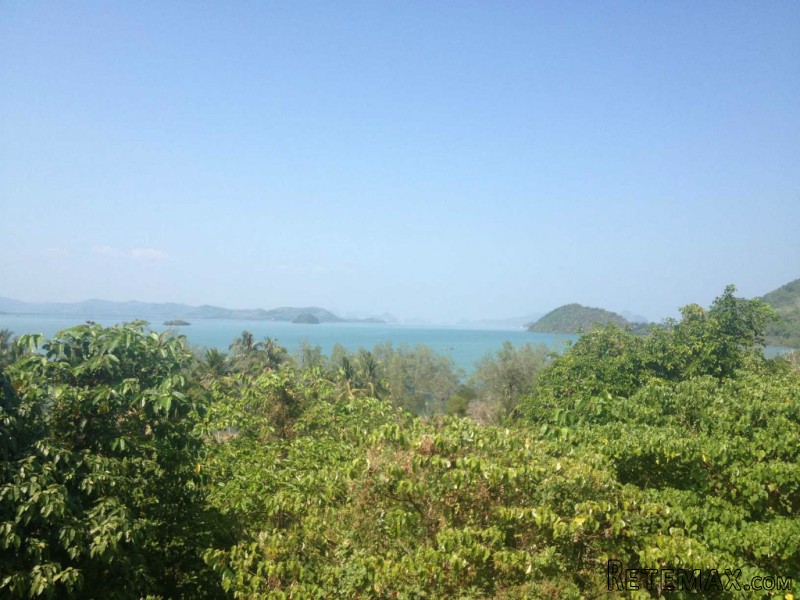 East Coast Oceanfront 175+ Rai with.. - 2