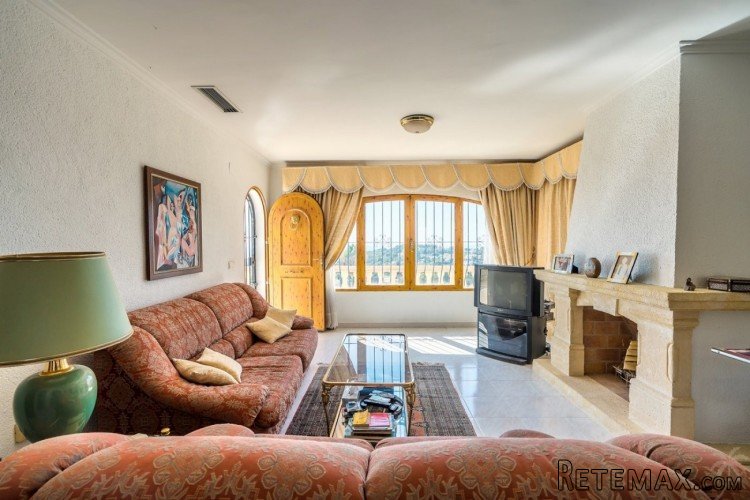 This Mediterranean style villa for sale in Moraira boasts.. - 6