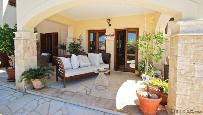 2 Bedrooms - Apartment - Paphos - For..