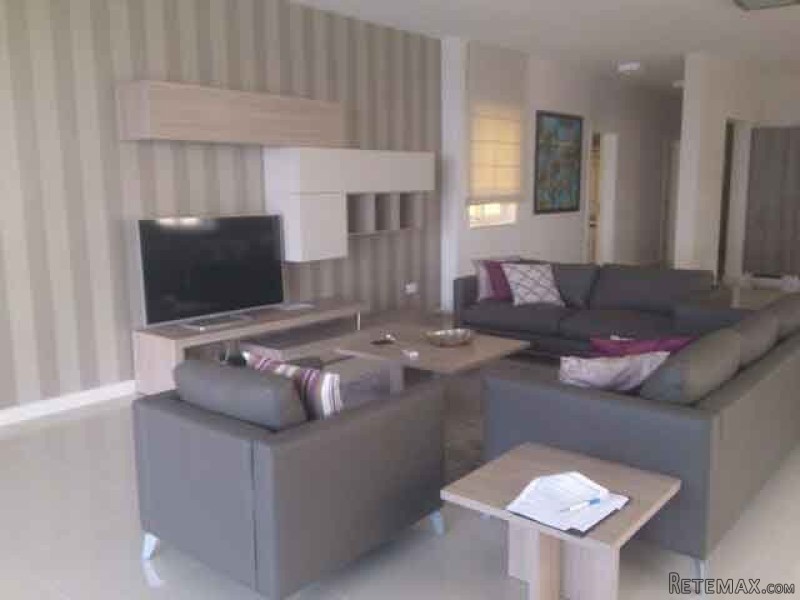 Flat, Luxurious Finish
