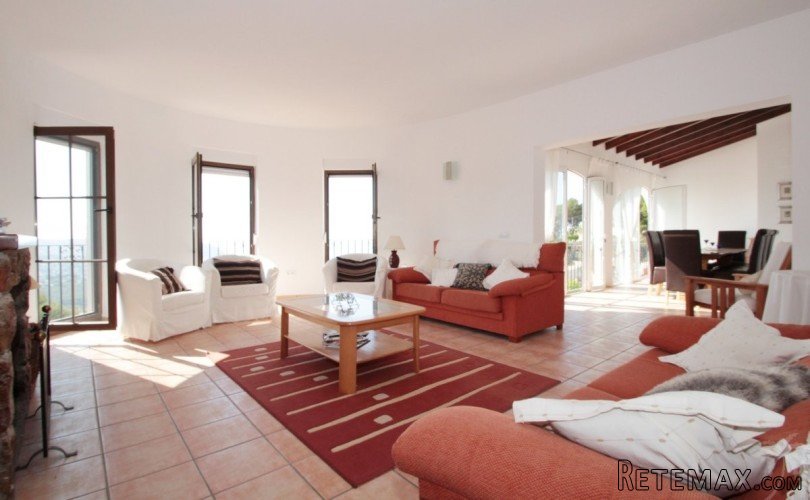 Enjoying stunning panoramic sea and coastline views from.. - 5